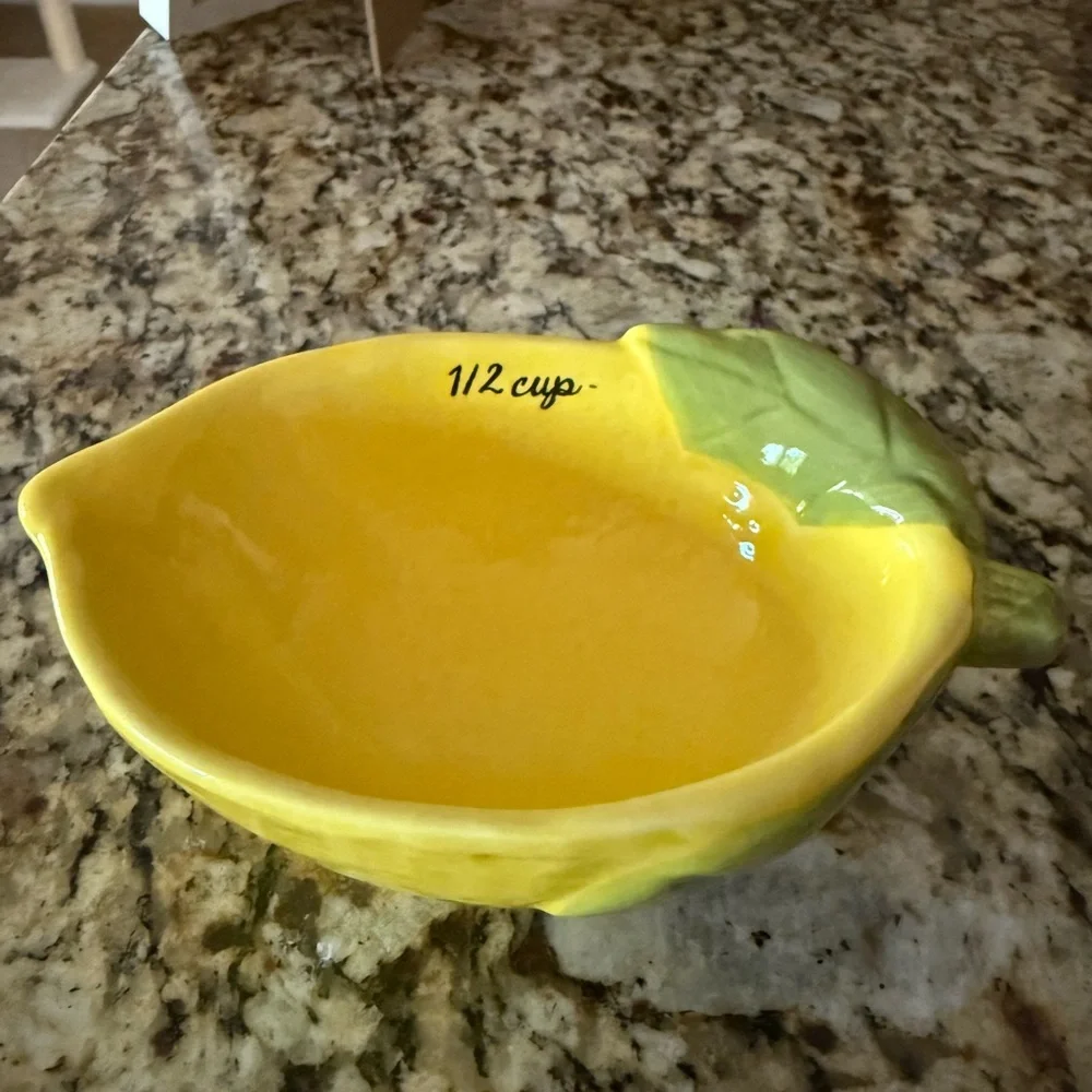 Lemon Shaped Ceramic Measuring Cups - Picture 3 of 6